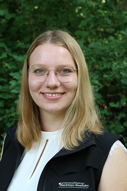 Hornhues, Christin